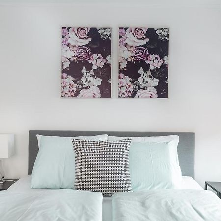Space In Gozsdu Apartment Budapest Bagian luar foto